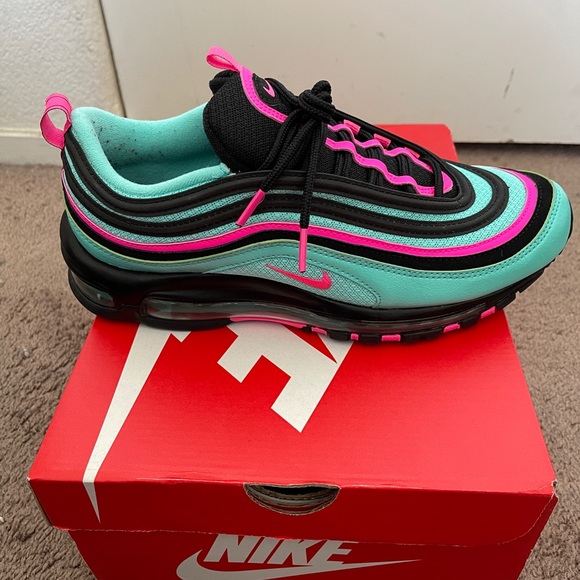 Nike AirMax 97 - Picture 4 of 6